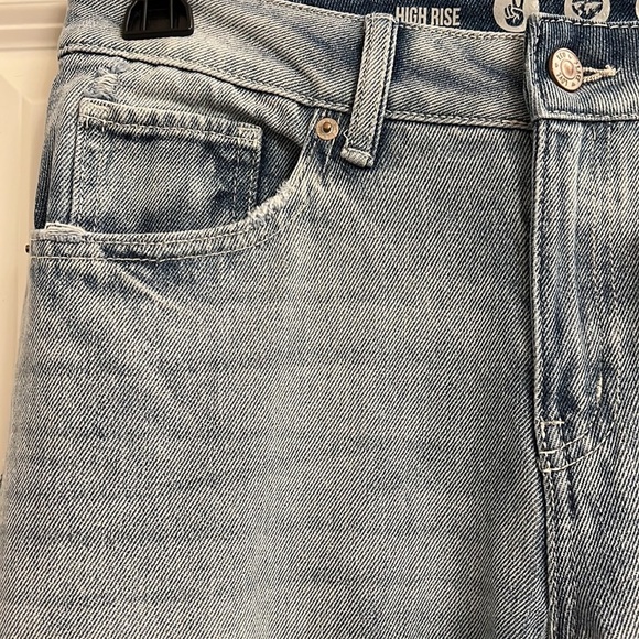 Peace Love & Eco Ladies Jeans - Picture 2 of 12